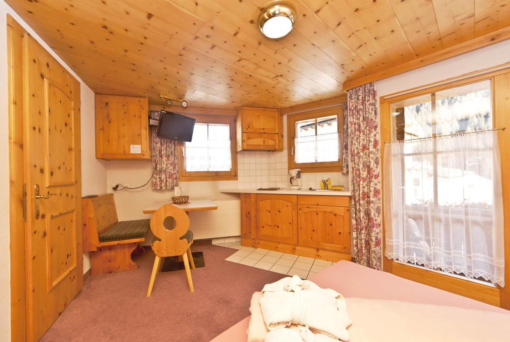 Appartement Laerchenhof Samnaun Rum bild
