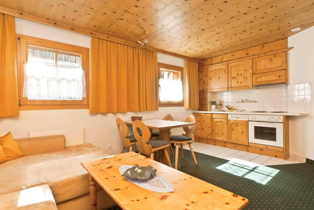 Appartement Laerchenhof Samnaun Rum bild
